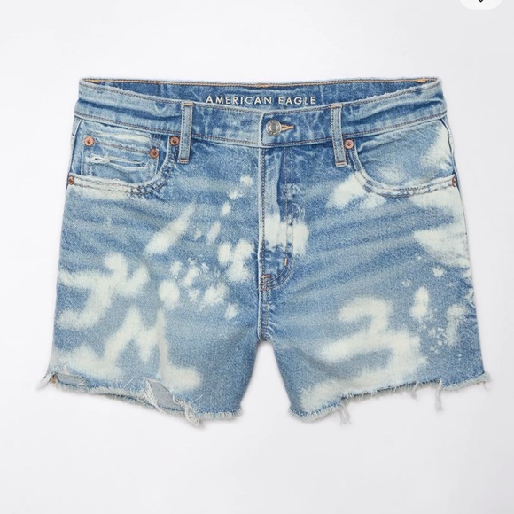 AE Strigid Super High-Waisted Relaxed Denim Short - Picture 3 of 6
